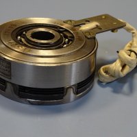 Съединител електро-магнитен Dessau KLDX 1.25 electromagnetic clutch, снимка 1 - Резервни части за машини - 41084598