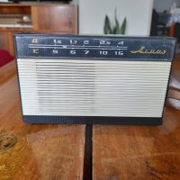 Старо радио,радиоприемник Алмаз, снимка 2 - Антикварни и старинни предмети - 34284215