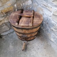Стара Дървена Ръчна Буталка За Масло / 10 кг. , снимка 1 - Антикварни и старинни предмети - 44218415