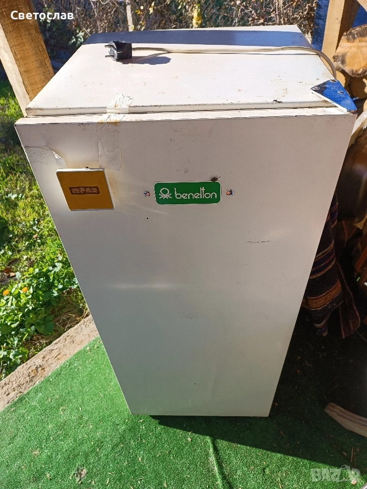 хладилник с фризер Мраз 90 лева , снимка 1