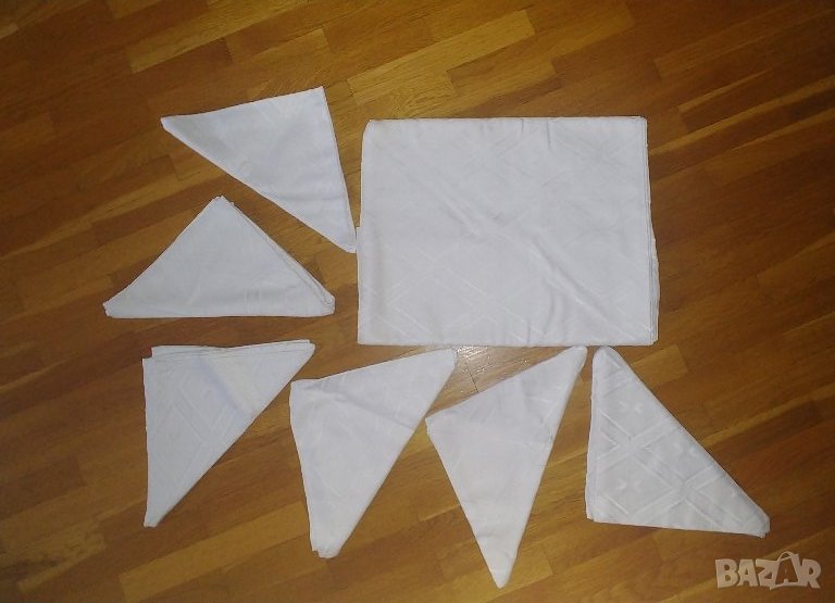 Нов комплект покривка и 6 салфетки, снимка 1