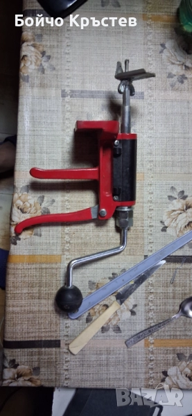 машина за кръгли отвори, снимка 1