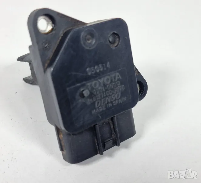 Дебитомер Тойота Авенсис Корола Версо Рав4 Toyota Avensis Corolla Verso Rav4 2.0 2.2 22204-0N010, снимка 1