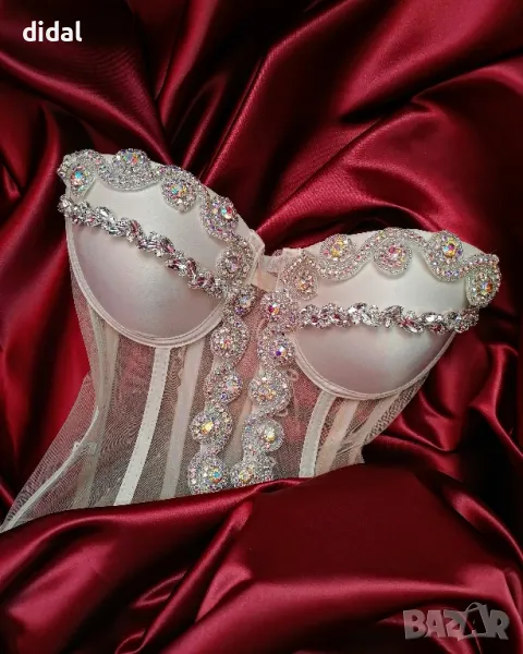 Бутиков корсет с кристали , снимка 1