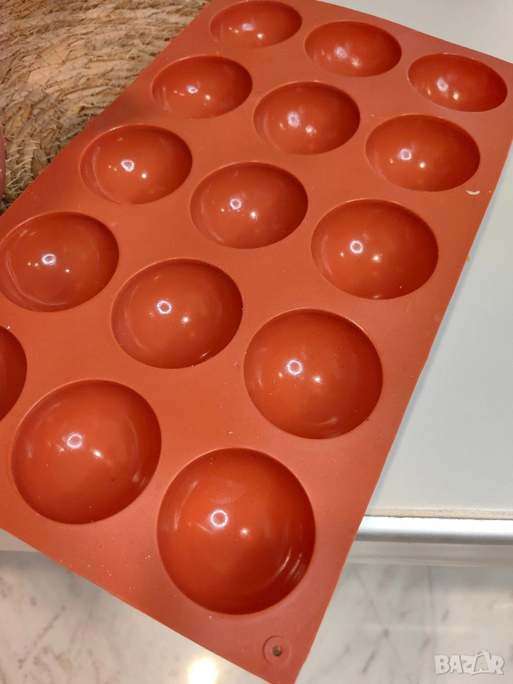 15 гнезда полусфери полу сфера топка полукръг силиконов молд форма гипс сапун шоколад шоко бомби, снимка 1