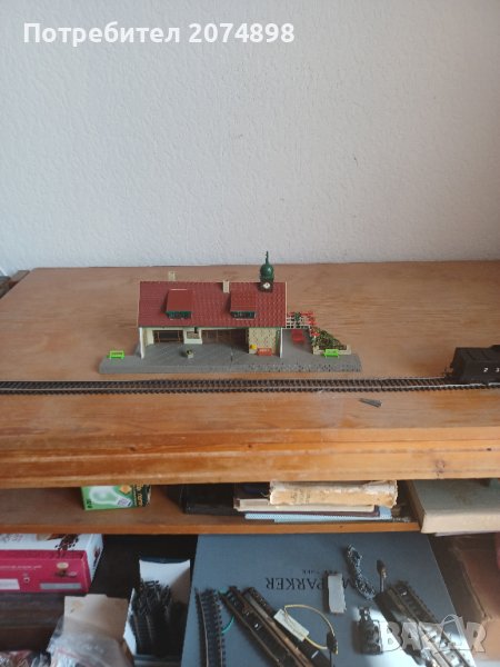 Ретро гара с часовник, стандарт НО 1:87, снимка 1