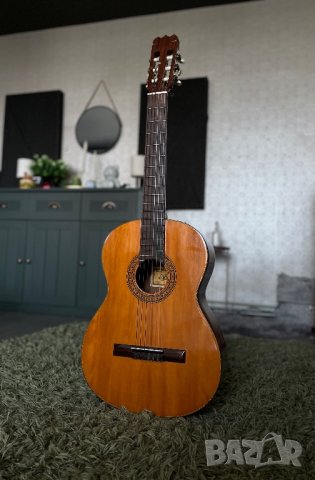 Aria A575 Класическа китара, снимка 1 - Китари - 44215753