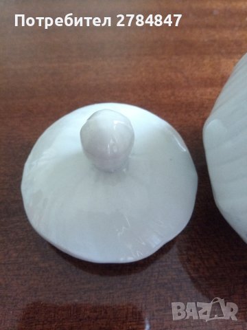 Порцеланова захарница от социализма , снимка 5 - Аксесоари за кухня - 44363931