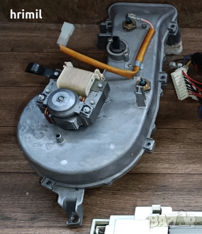 Части за пералня Ariston AMD 129, снимка 7 - Перални - 51831019