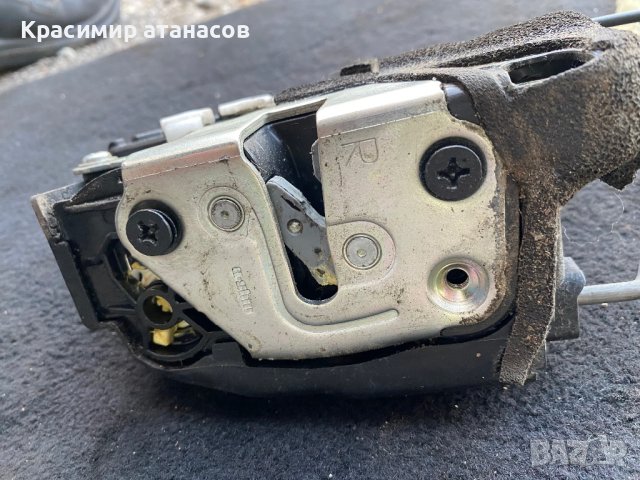 Брава врата предна Дясна за Мазда 5.2005-2010г, снимка 3 - Части - 42408307