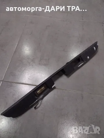 Лайсна за 5-та врата за Мерцедес Вито 1996-2003г