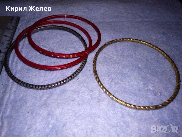 ПОЗЛАТЕНА БРОНЗОВА СТИЛНО ОРНАМЕНТИРАНА ГРИВНА и ОЩЕ ТРИ КРАСИВИ СТОМАНЕНИ 37497