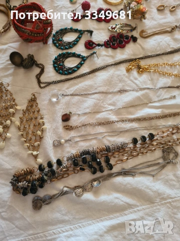 Продавам стари бижута от онуй време, снимка 2 - Колекции - 53654734
