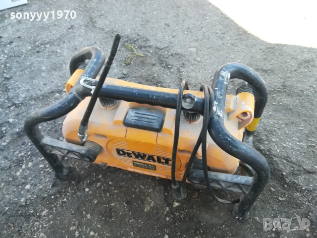 dewalt 1212251640М, снимка 4 - Радиокасетофони, транзистори - 52752659