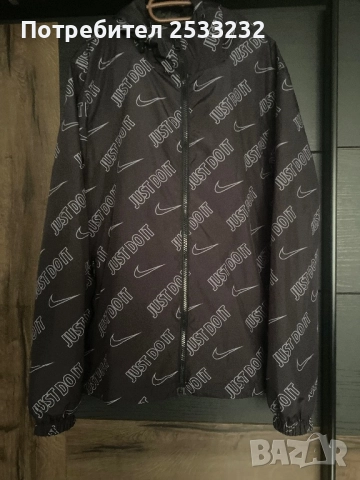 Детска Ветровка Nike, снимка 2 - Детски якета и елеци - 52917219