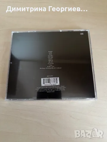 Албум - Ariana Grande ,,Thank U, Next”, снимка 2 - Художествена литература - 50070572