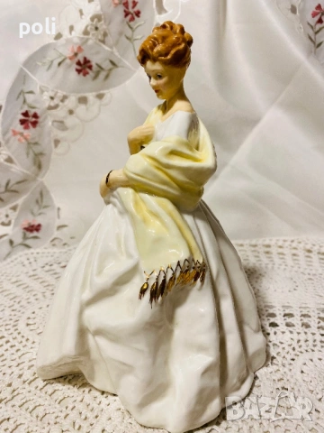 порцеланова статуетка , снимка 2 - Статуетки - 53207146