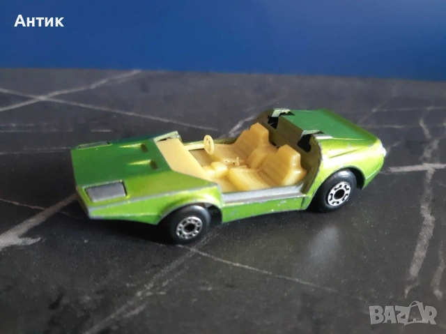 Стари Български Метални Колички MatchBox от Соца, снимка 13 - Колекции - 53487402