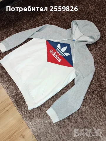 Худи Adidas, снимка 2 - Суичъри - 49174250