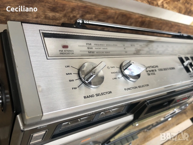 Радиокасетофон HITACHI TRK-8155E, снимка 10 - Радиокасетофони, транзистори - 53447114