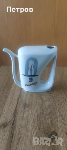 Стара порцеланова каничка 