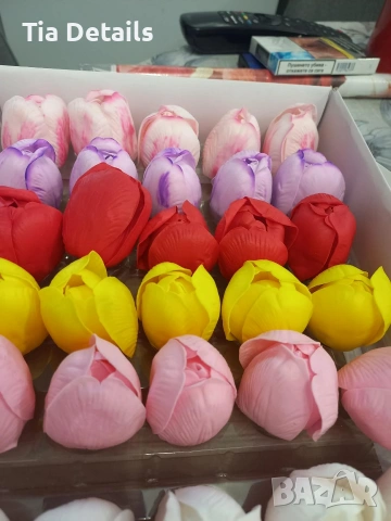 Ръчно изработени цветя от сапун, снимка 8 - Декорация за дома - 53202444