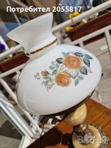 Антична лампа изработена от месинг, оникс и двупластова стъклена шапка! , снимка 5 - Антикварни и старинни предмети - 49449439