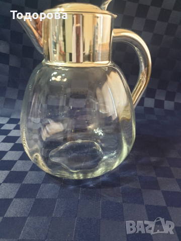 Голяма кристална кана с посребрен метален обков