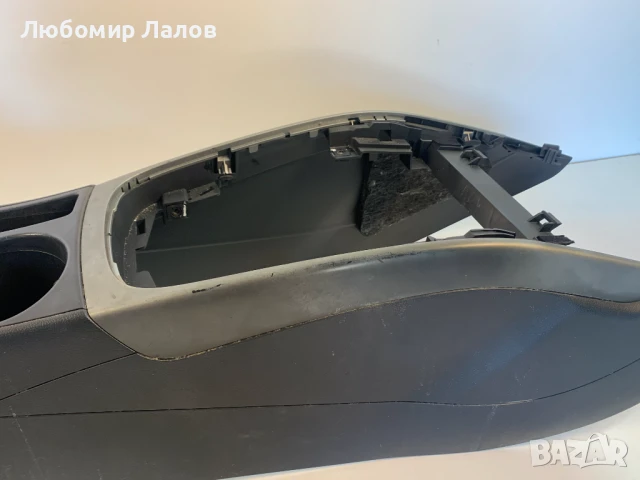 Подлакътник Аudi A5 (08-12)г. 8K0864981, снимка 3 - Части - 50817988