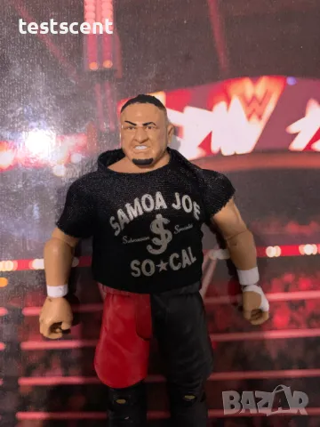 Екшън фигура WWE Samoa Joe Самоа Джо Black/Red Basic Mattel играчка, снимка 8 - Фигурки - 48830891