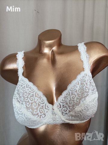  Triumph 80B  Бял дантелен сутиен 