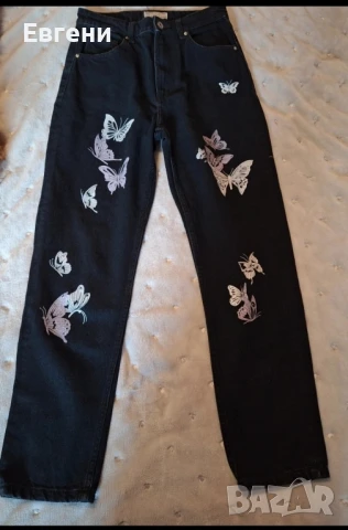 Дънки Bershka Mom