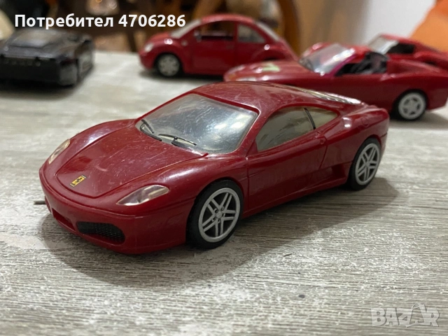 Метални колички 1:43Burago/Maisto , снимка 11 - Коли, камиони, мотори, писти - 53067121