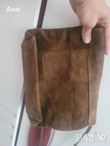 Арт чанта от естествен велур, снимка 2 - Чанти - 50924298