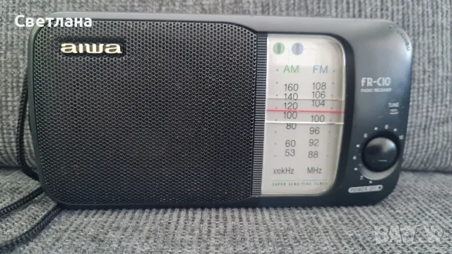 Aiwa FR-C10 малко радио , снимка 2 - Радиокасетофони, транзистори - 50096468