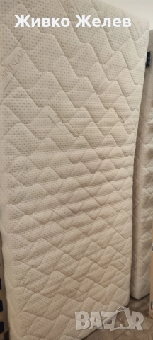 Продавам 2 легла с подм.рамки и матраците, снимка 4 - Спални и легла - 52817801