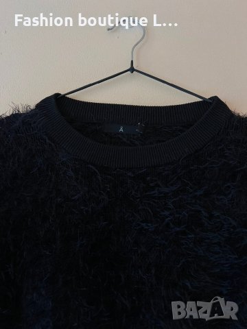Черен пухен пуловер S размер 🖤, снимка 2 - Блузи с дълъг ръкав и пуловери - 44326404