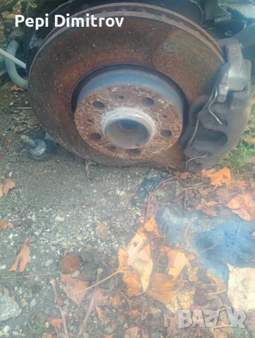 Десен шенкел Volvo s 60 Волво с 60  , снимка 2 - Части - 55828970