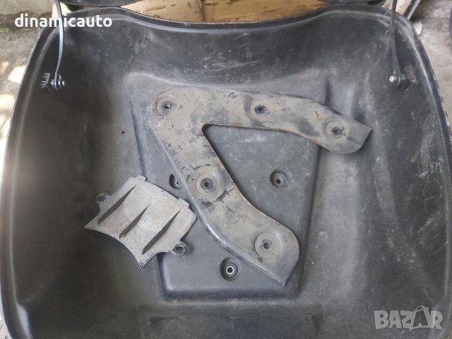 Куфар Kymco Сив, снимка 3 - Аксесоари и консумативи - 41558823