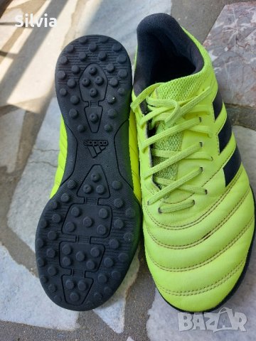 Стоножки Adidas, снимка 2 - Детски маратонки - 41347893