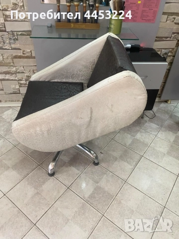 Фризьорски столове- професионални и поставка за крака , снимка 6 - Фризьорски столове - 51707212