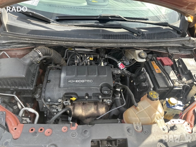 Шевролет Авео Т300, снимка 8 - Автомобили и джипове - 43828992