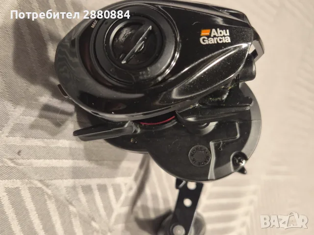 Продавам baitcast Abu Garcia Revo 4 SX – 6.6:1, снимка 5 - Макари - 56053446