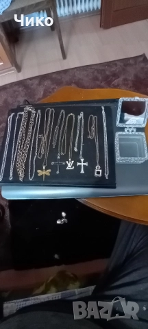 10бр позлатени женски колиета и кутия за бижута, снимка 13 - Антикварни и старинни предмети - 52225854