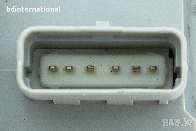 9135.H6 , 9135.P1 Брава за предна лява врата, Citroen Berlingo, Peugeot Partner, 6 ПИН, снимка 4 - Части - 53751877