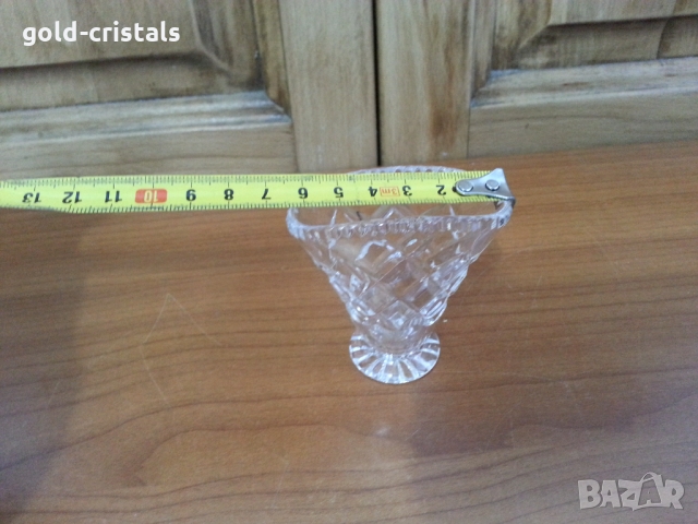 Кристална вазичка ваза
