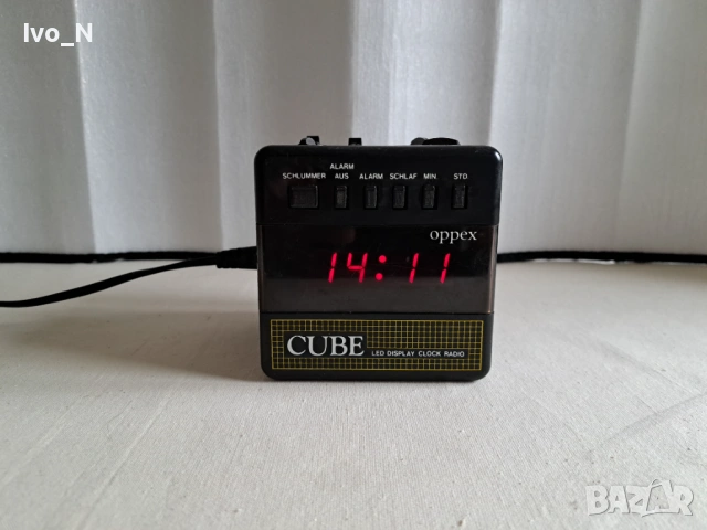 Дигитален часовник Oppex.