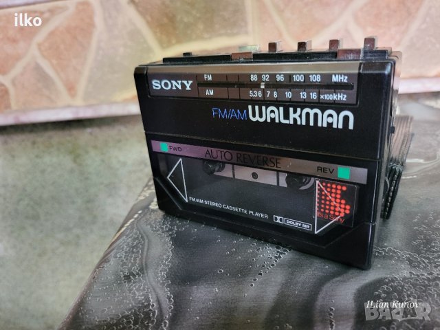 SONY WM-F55, снимка 3 - Радиокасетофони, транзистори - 41584741