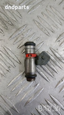 Дюза VW Golf 4 1.4i 1998г.	