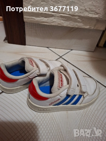 Детски маратонки adidas, снимка 2 - Детски маратонки - 52223196